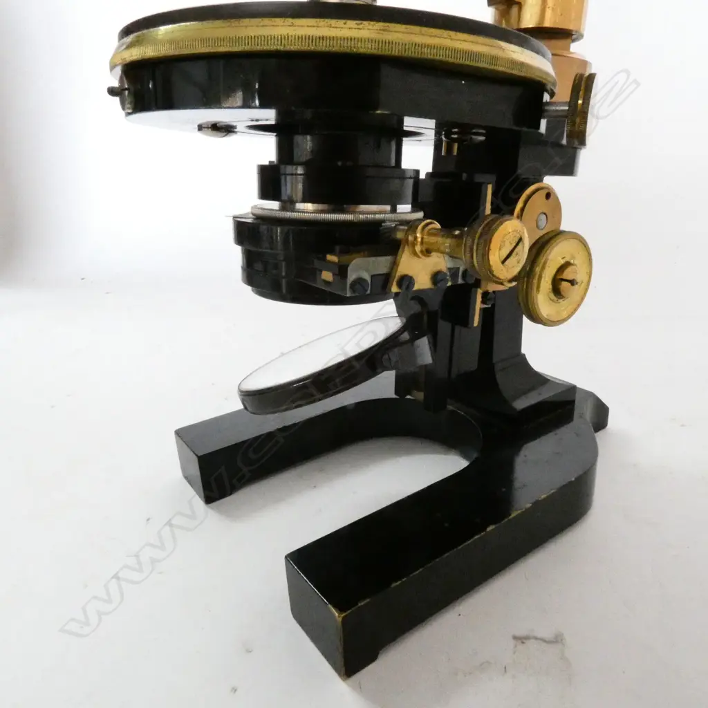 LEITZ, WETZLER MONOCULAR COMPOUND MICROSCOPE, No.95907, c.1907, BLACK & LACQUERED BRASS... Image 1++